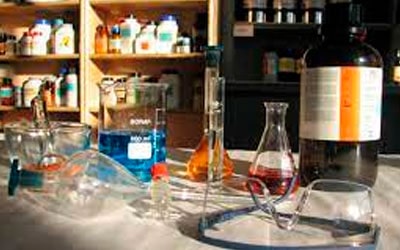 reactivos-de-laboratorio-cuales-son-y-cuales-son-los-mas-utilizados